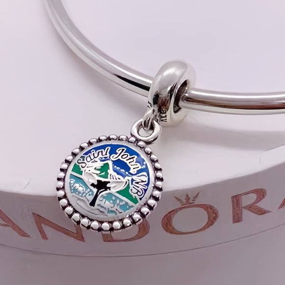 Pandora Unforgettable Moments Saint John Whale Tail Dangle Charm - Picture 1 of 2
